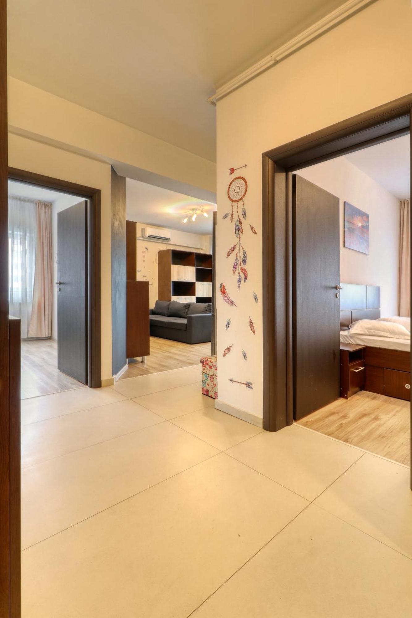 3 Militari 70mp Apartment *